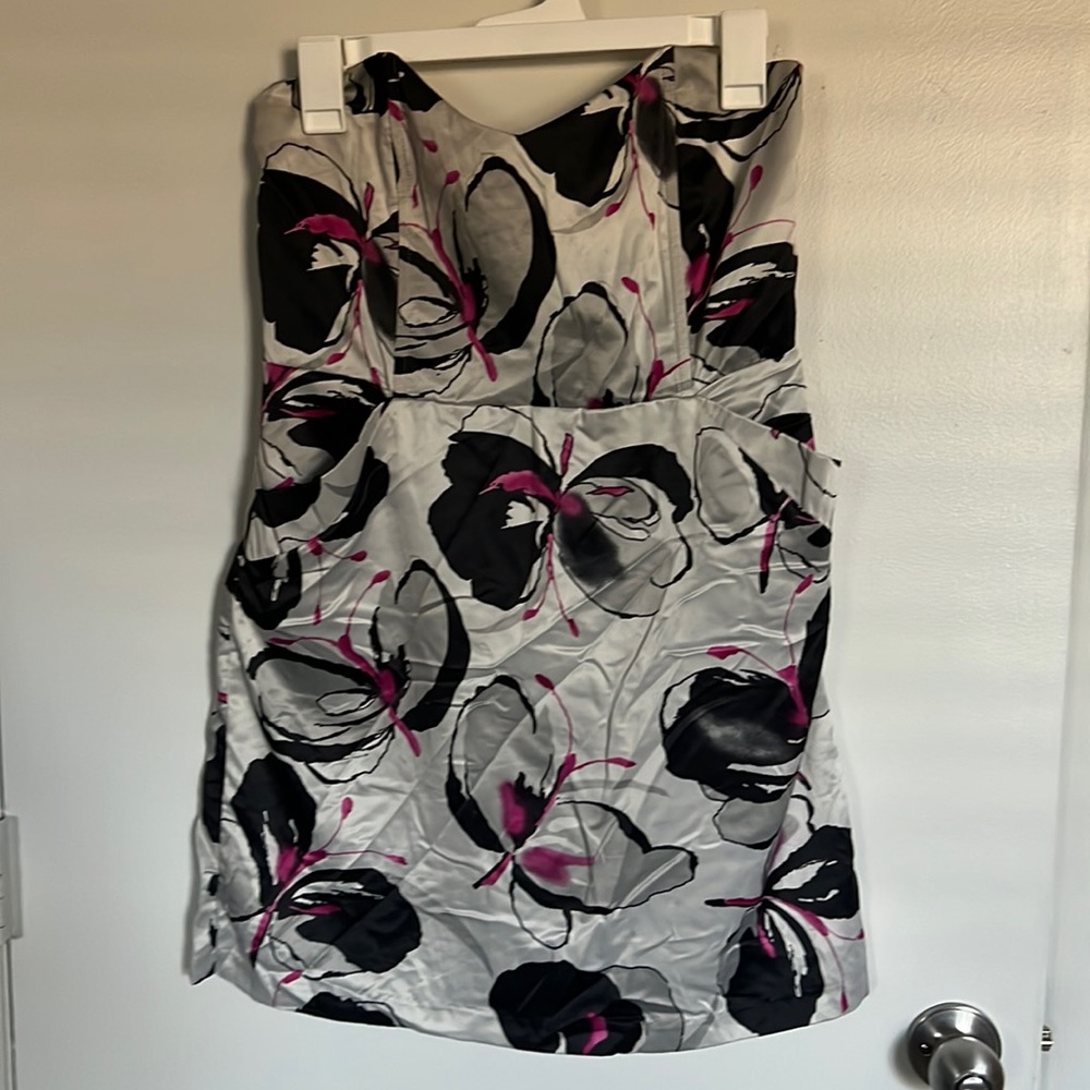Glam silver butterfly strapless dress with pockets